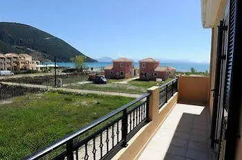 Calypso Luxury Aparthotel 3*